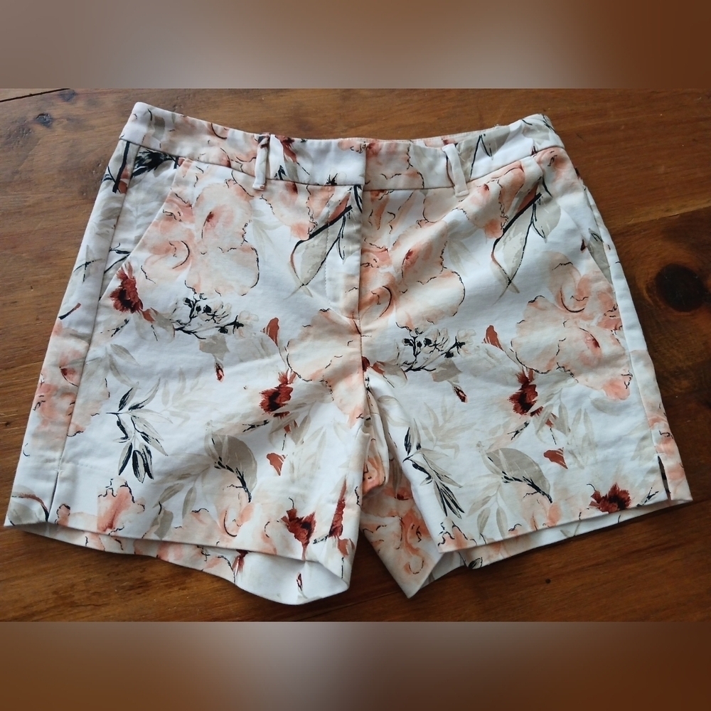 White House Black Market White Cream Orange Flowers Floral Chino Shorts 0 Short